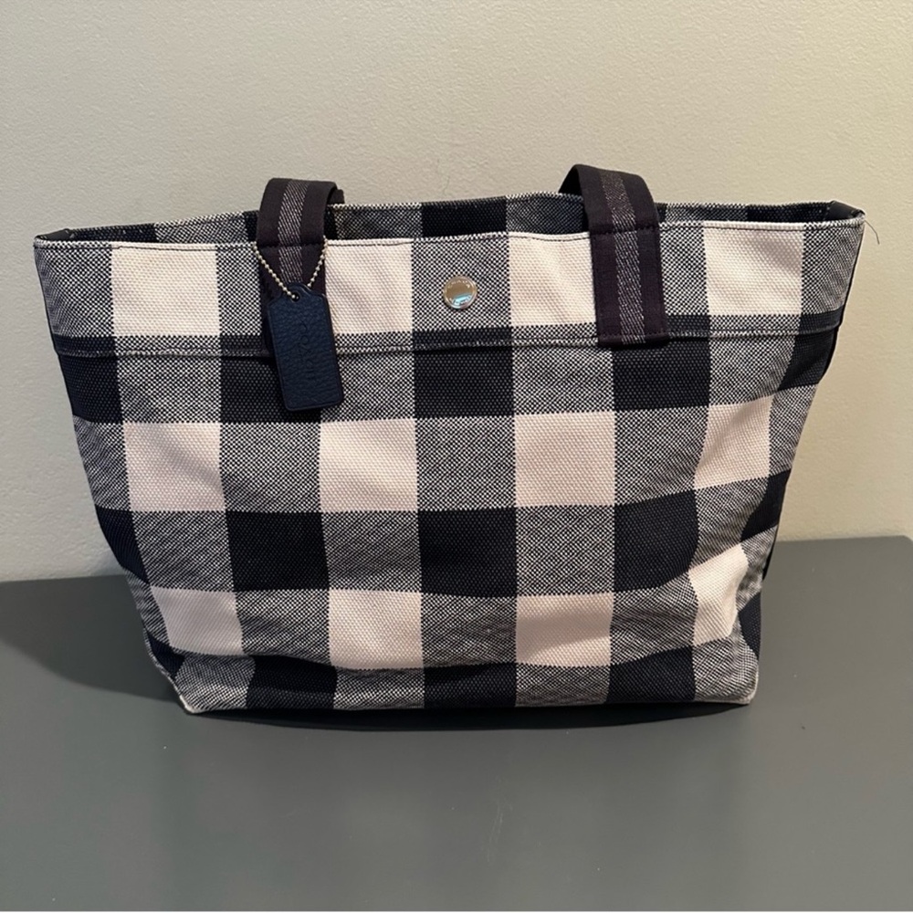 Stylish Navy and White Checkered Tote Bag